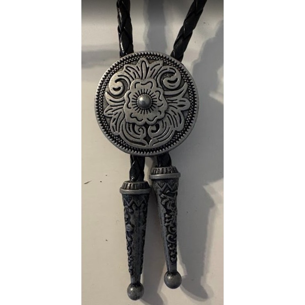 Vintage Style Western Bolo Tie Silver Tone Floral Scrollwork Black Braided Cord